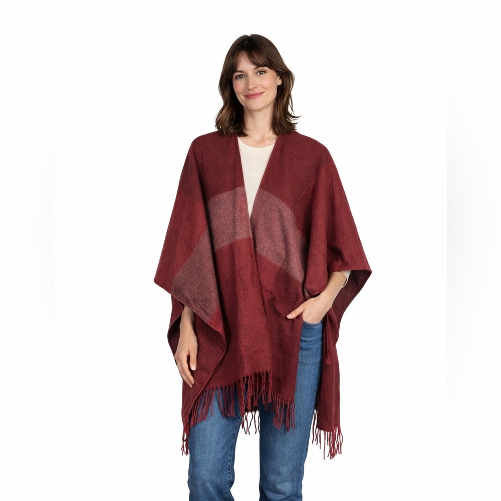 Woolrich Burgundy wrapped scarf with Fringe